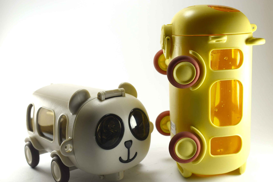 500ML Bus Shape Cute Car Water Bottle with Movable Wheels for kids